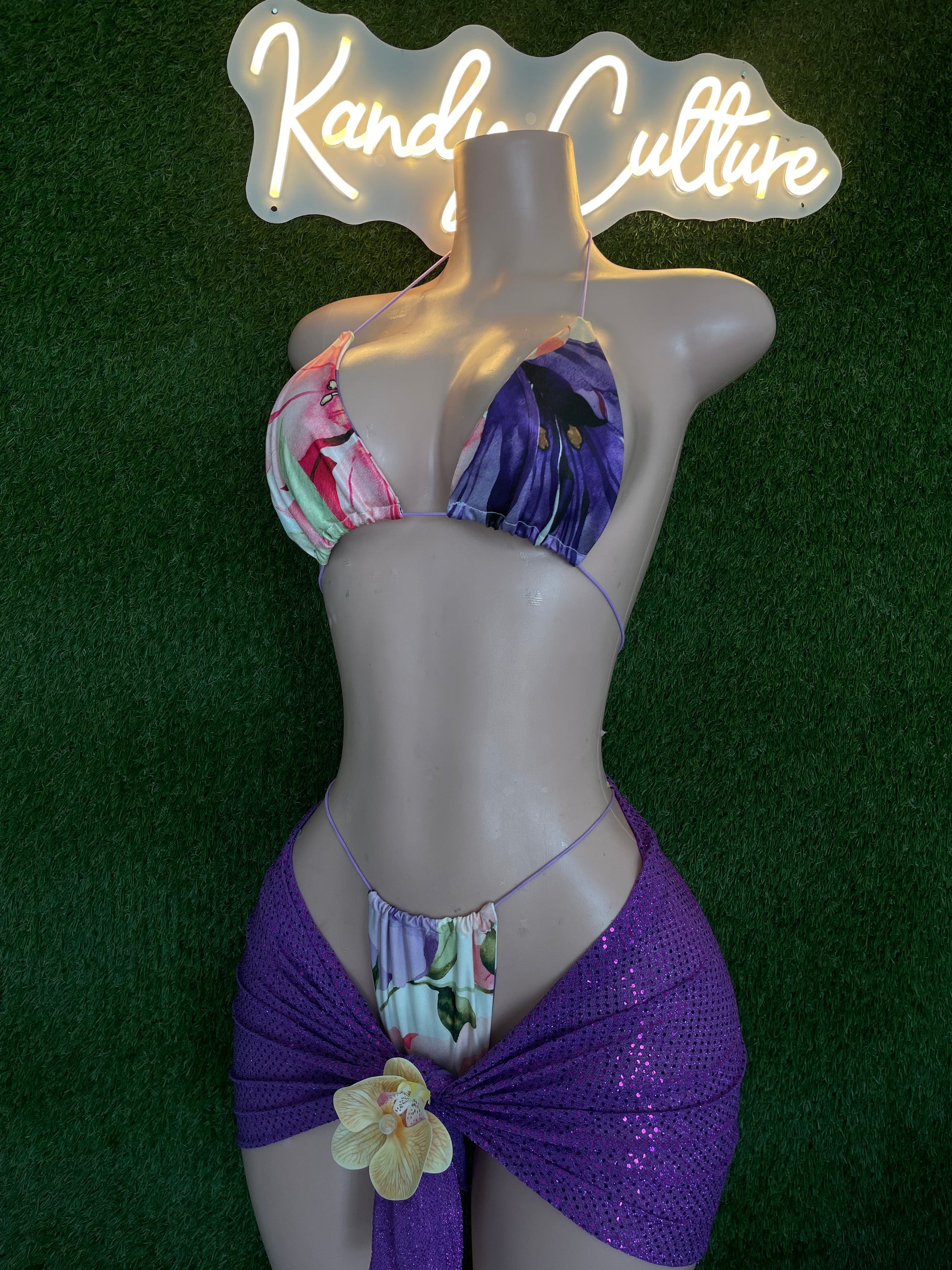 flora set ready to ship